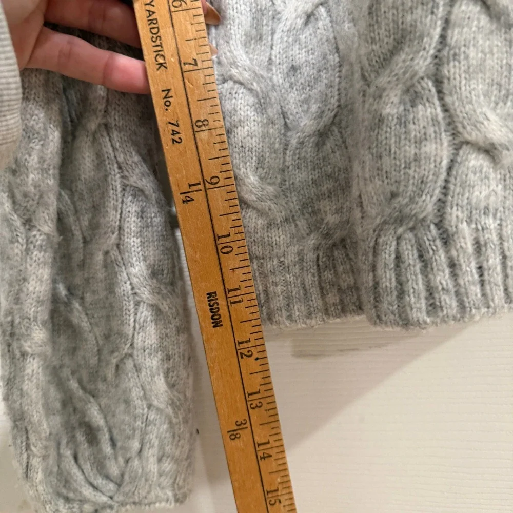 Mango Basics Grey Cable Knit Crew Neck Sweater Womens Small Long Sleeve Ribbed‎